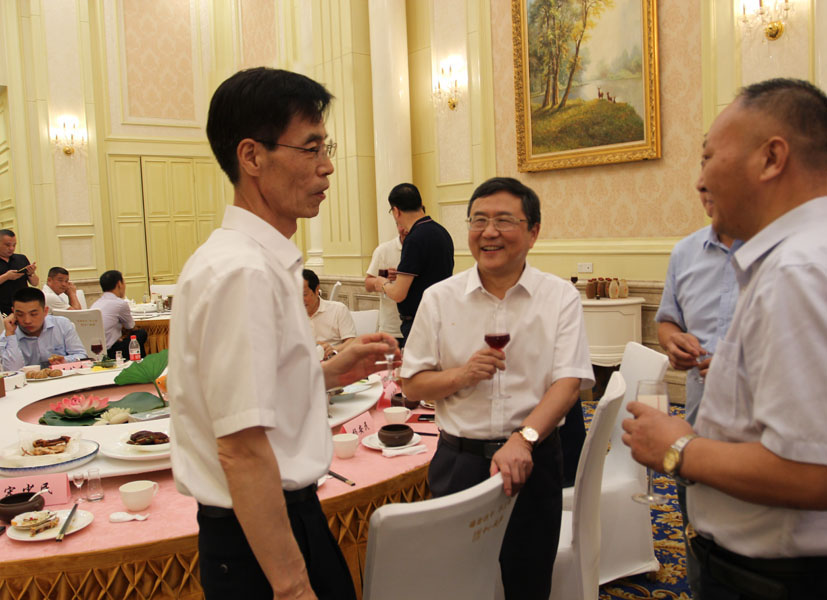 楊安民從業(yè)卅五周年系列報(bào)道--“璀璨卅五年，榮耀共分享”紀(jì)念晚宴